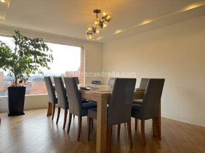 Apartamento de 4 alcobas en venta en Los Rosales, Bogotá, 265 m² · foto 4 de 20