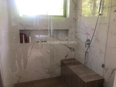 Casa de 4 alcobas en venta en Vereda El Cairo, Villavicencio, 208 m² · foto 8 de 19