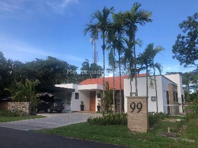 Casa de 4 alcobas en venta en Vereda El Cairo, Villavicencio, 208 m² · foto 17 de 19