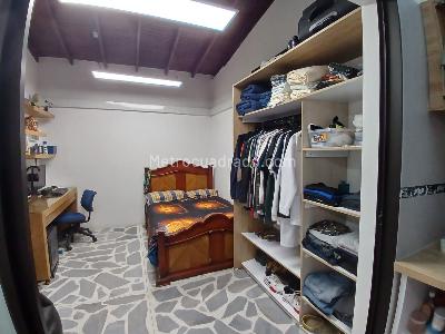 Apartamento de 3 alcobas en venta en Rosales, Medellín, 300 m² · foto 11 de 20