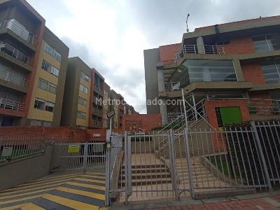 Apartamento de 2 alcobas en venta en Horizonte Norte, Bogotá, 68 m² · foto 2 de 20