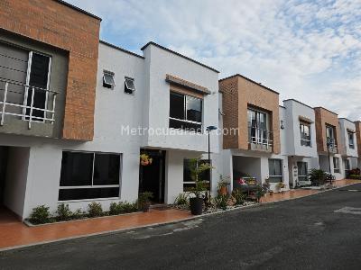Casa de 3 alcobas en venta en Quintas De San Miguel, Armenia, 183 m² · foto 19 de 20
