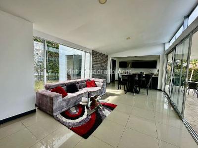 Casa de 4 alcobas en venta en Caimo, Armenia, 714 m² · foto 4 de 9