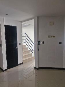 Casa de 4 alcobas en venta en Avenida 19, Armenia, 200 m² · foto 2 de 19