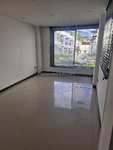 Casa de 4 alcobas en venta en Avenida 19, Armenia, 200 m² · foto 4 de 19