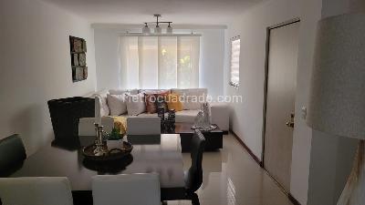 Casa de 3 alcobas en venta en Urbanizacion La Estancia, Armenia, 130 m² · foto 2 de 20