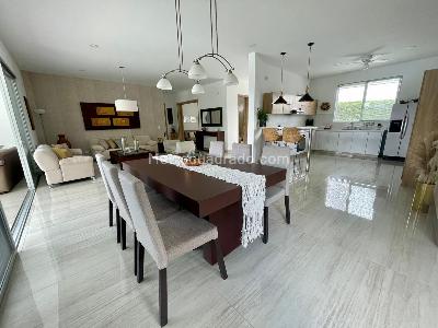 Casa de 3 alcobas en venta en Caimo, Armenia, 1035 m² · foto 3 de 20