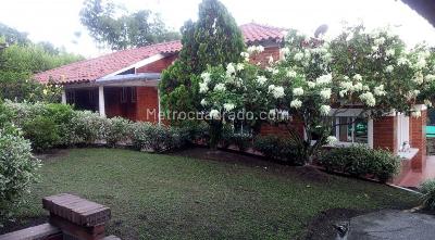Casa de 4 alcobas en venta en El Caimo, Armenia, 1350 m² · foto 18 de 19