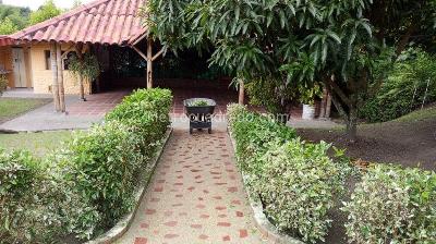 Casa de 4 alcobas en venta en El Caimo, Armenia, 1350 m² · foto 15 de 19