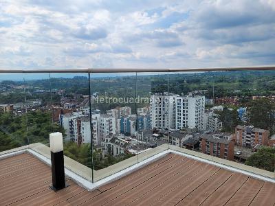Apartamento de 3 alcobas en venta en Los Profesionales, Armenia, 131 m² · foto 6 de 10