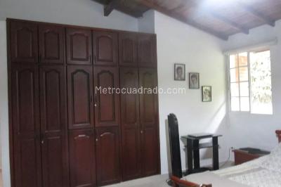 Casa de 3 alcobas en venta en El Eden, Armenia, 741 m² · foto 7 de 19