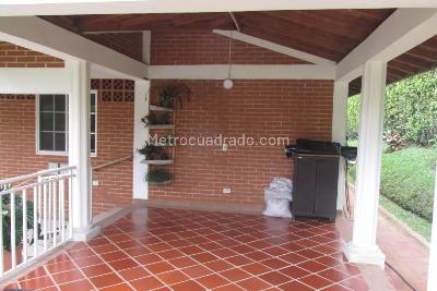 Casa de 3 alcobas en venta en El Eden, Armenia, 741 m² · foto 16 de 19