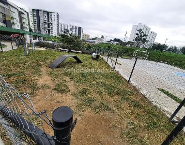 Apartamento de 3 alcobas en venta en El Poblado Ii, Armenia, 70 m² · foto 12 de 14