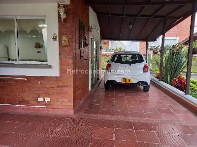 Casa de 4 alcobas en venta en Avenida Centenario, Armenia, 160 m² · foto 12 de 13