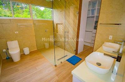 Casa de 5 alcobas en venta en Oro Negro, Armenia, 485 m² · foto 8 de 17