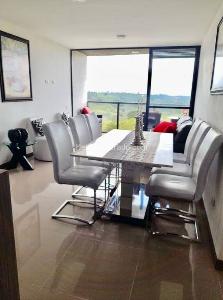Apartamento en venta en Avenida Centenario, Armenia · foto 2 de 16