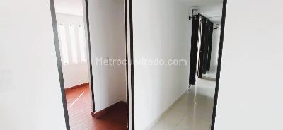 Apartamento en venta en Cañaverales, Cali · foto 2 de 16