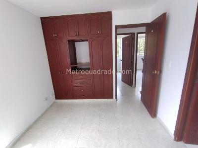 Apartamento de 3 alcobas en venta en Gratamira, Cali, 60 m² · foto 2 de 6