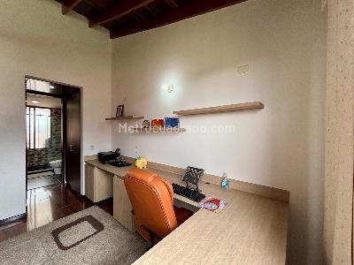 Casa de 4 alcobas en venta en La Pradilla, Chía, 230 m² · foto 13 de 16