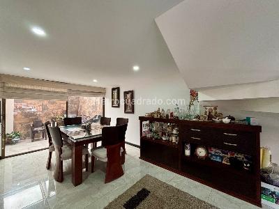 Casa de 4 alcobas en venta en La Pradilla, Chía, 230 m² · foto 3 de 16