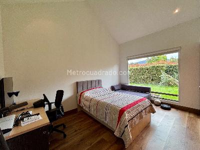 Casa de 3 alcobas en venta en Chía, 1470 m² · foto 11 de 15