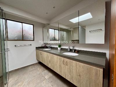 Casa de 3 alcobas en venta en Chía, 1470 m² · foto 8 de 15