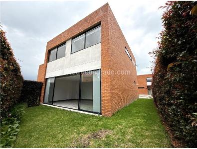 Casa de 3 alcobas en venta en Cr Guarigua, Cajicá, 194 m² · foto 3 de 18