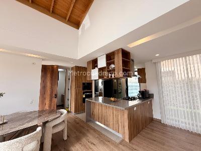 Casa de 3 alcobas en venta en Cajicá, 300 m² · foto 3 de 15