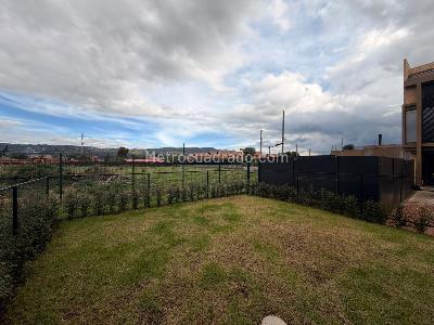 Casa en arriendo en La Floresta, Chía · foto 8 de 18