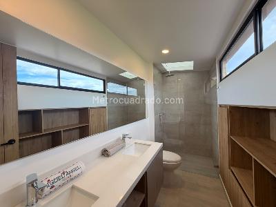 Casa en arriendo en La Floresta, Chía · foto 15 de 18