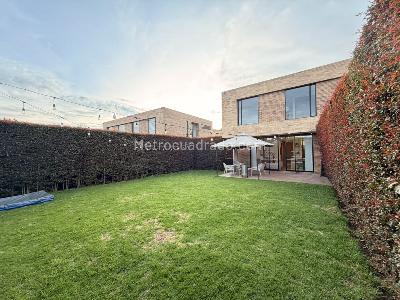 Casa de 3 alcobas en arriendo en Chía, 240 m² · foto 1 de 14