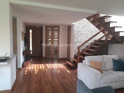 Casa en venta en Vereda Bojaca, Chía · foto 2 de 12