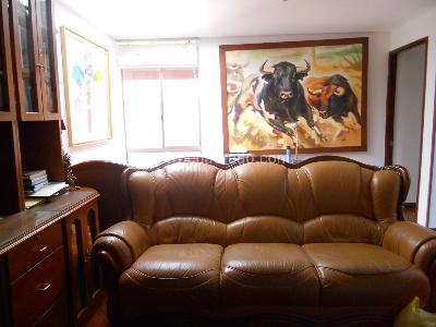 Casa de 5 alcobas en venta en Gratamira, Bogotá, 327 m² · foto 15 de 20
