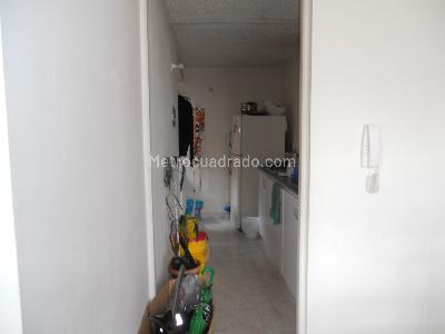 Apartamento de 3 alcobas en venta en Gran Granada, Bogotá, 66 m² · foto 3 de 11