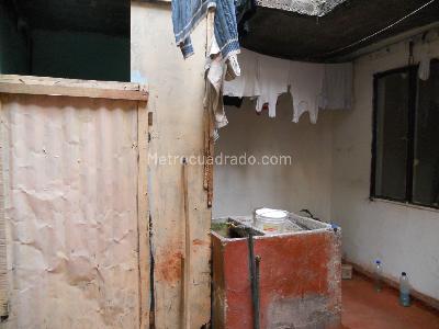 Casa de 5 alcobas en venta en Los Pinos, Bogotá, 86 m² · foto 7 de 8