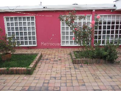 Casa de 4 alcobas en venta en Las Villas, Bogotá, 240 m² · foto 14 de 20