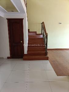 Casa de 5 alcobas en venta en Alhambra, Bogotá, 300 m² · foto 16 de 20