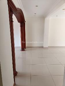 Casa de 5 alcobas en venta en Alhambra, Bogotá, 300 m² · foto 17 de 20