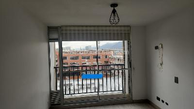 Apartamento en venta en Ricaurte, Bogotá · foto 2 de 12