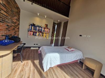 Casa de 5 alcobas en venta en Loma Del Escobero Alto De Las Palmas, Envigado, 113 m² · foto 14 de 20