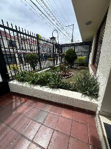 Casa de 4 alcobas en venta en Suba La Campiña Prueba, Bogotá, 210 m² · foto 3 de 18