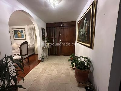 Casa de 4 alcobas en venta en Suba La Campiña Prueba, Bogotá, 210 m² · foto 5 de 18