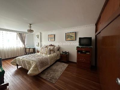 Casa de 5 alcobas en venta en San Fernando, Bogotá, 245 m² · foto 14 de 20