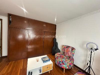 Casa de 5 alcobas en venta en San Fernando, Bogotá, 245 m² · foto 16 de 20