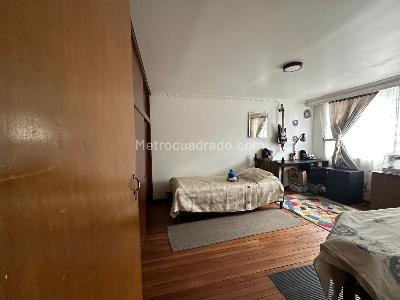 Casa de 5 alcobas en venta en San Fernando, Bogotá, 245 m² · foto 18 de 20