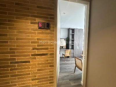 Apartaestudio en venta en Antiguo Country, Bogotá, 23 m² · foto 8 de 17