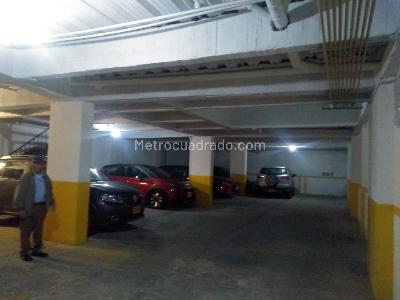 Apartamento de 3 alcobas en venta en Jose Joaquin Vargas, Bogotá, 81 m² · foto 13 de 14
