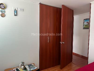 Apartamento de 3 alcobas en venta en Jose Joaquin Vargas, Bogotá, 81 m² · foto 6 de 14