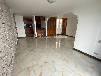 Apartamento en venta en El Poblado El Tesoro, Medellín · foto 8 de 18