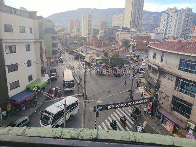 Apartamento en venta en La Candelaria, Medellín · foto 3 de 16